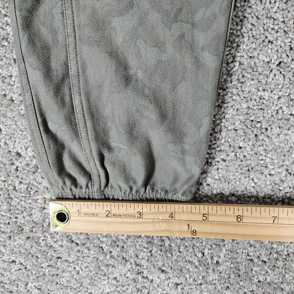 Athleta Pants Womens 4 Green Camo Printed Farallon Joggers Stretch Activewear - Picture 10 of 10